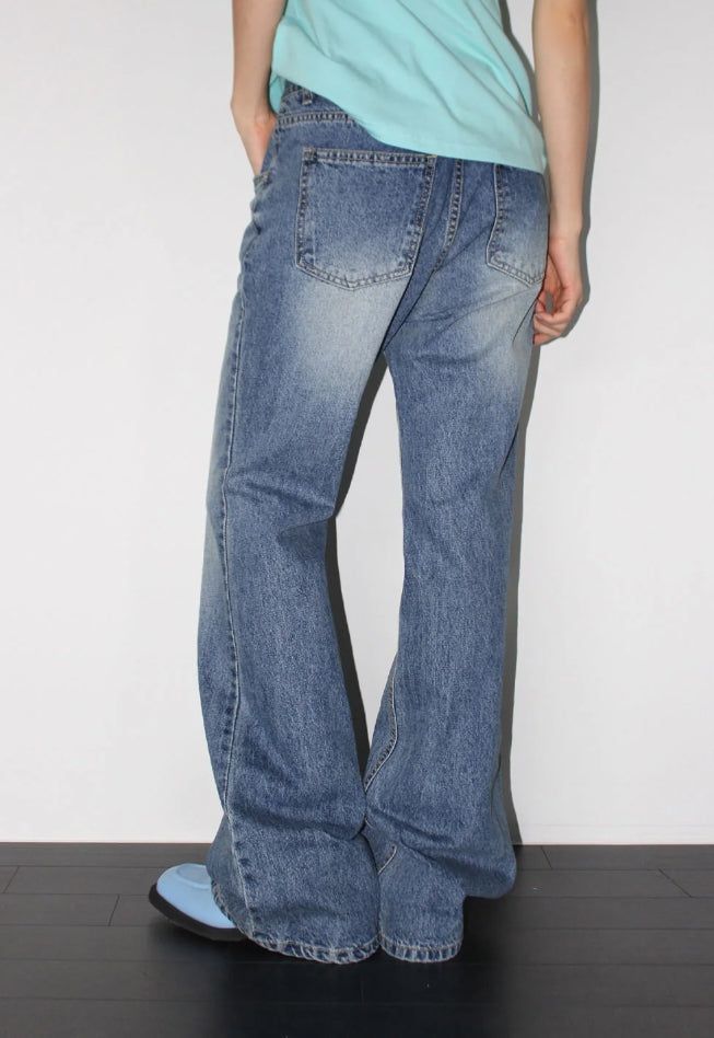 CAT WASHED BOOTCUT DENIM