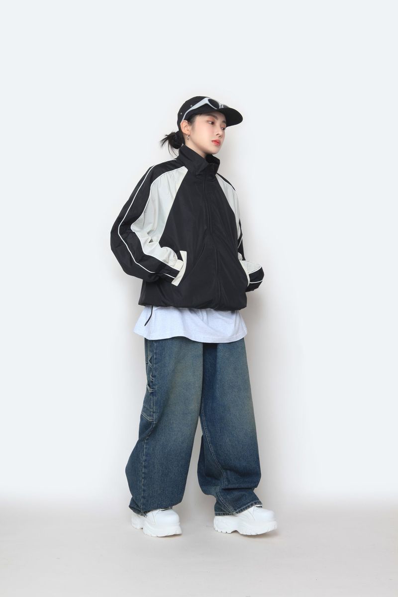 piping colored nylon jacket