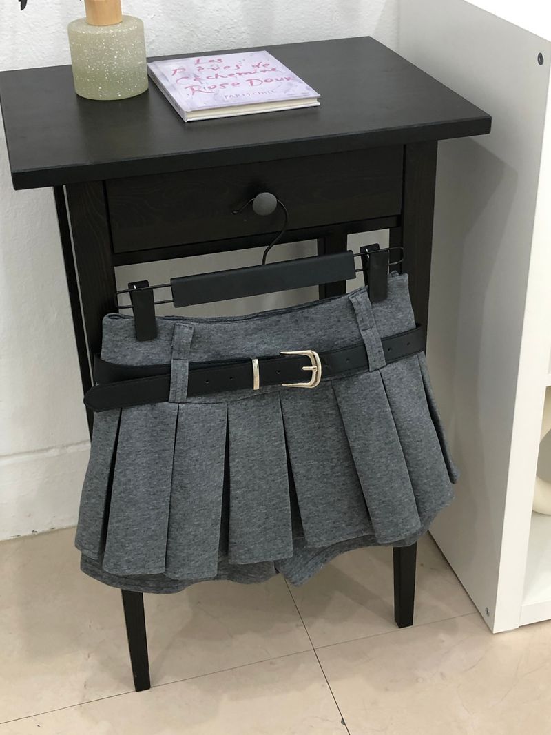 Belt Two-buckle Mini Skirt Pants