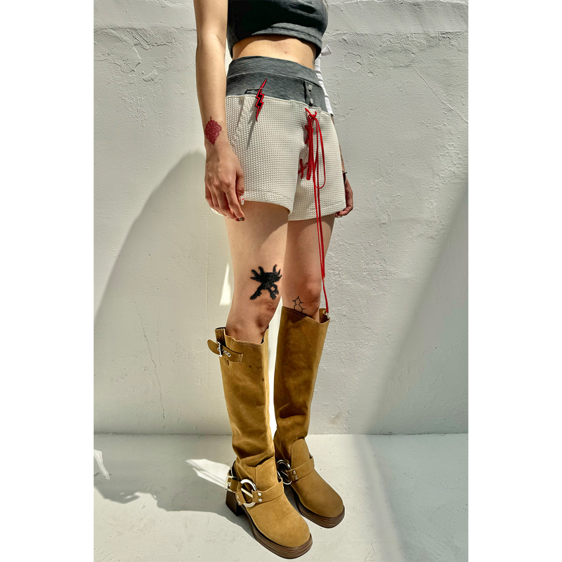 TWO-TONE WAIST WAFFLE SHORTS