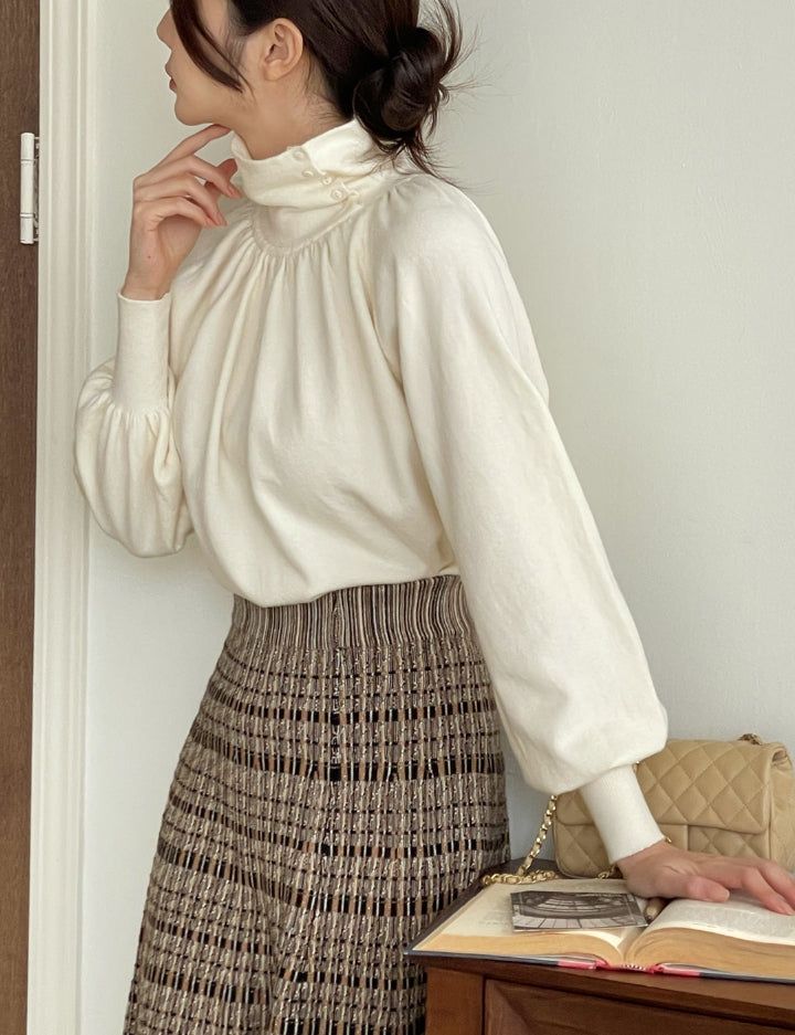 Colb Puff Shirring Button Polar Knit