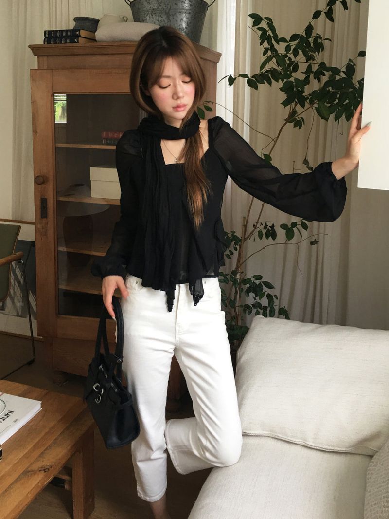 Yeonhwa Blouse