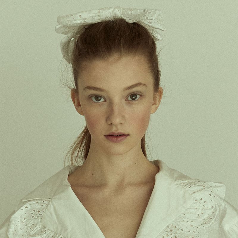 Triple Eyelet Ribbon Hair Pin