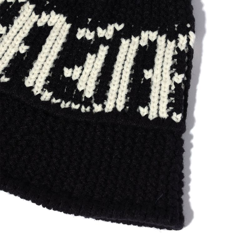 GOTHIC KNIT BUCKET HAT