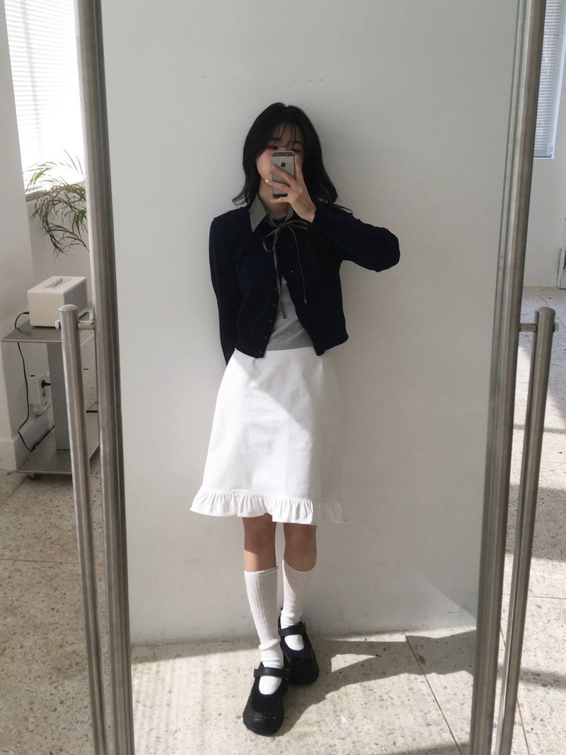 Frill Short Cardigan