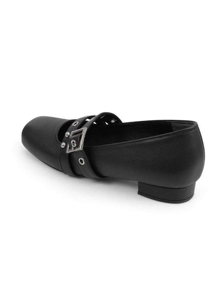 Bold strap mary jane