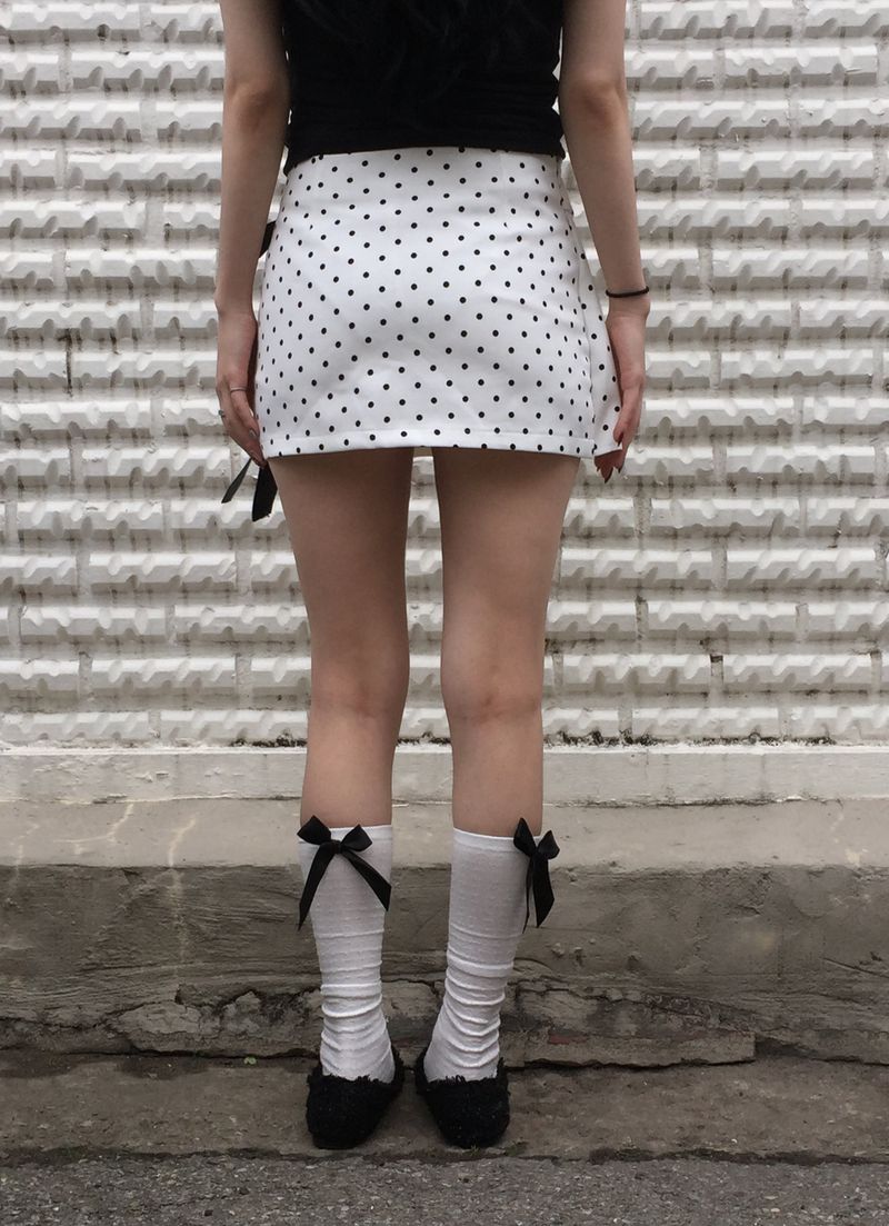 Dot Ribbon Strap Skirt