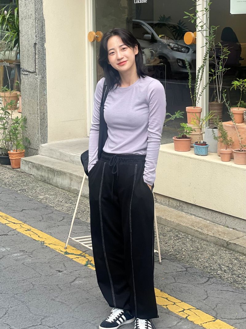(napping) Stitch sweat pants