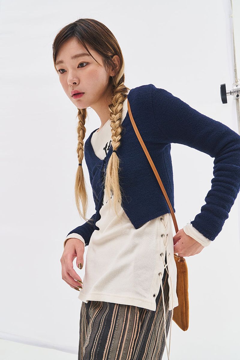 Dear eyelet t (2 colors)
