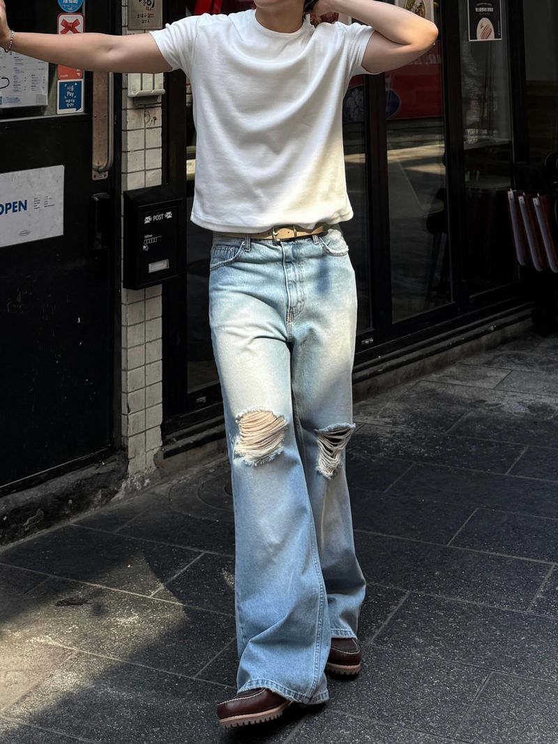 Curred destroyed flare denim pants