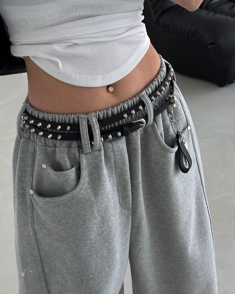 a two-line cross stud belt