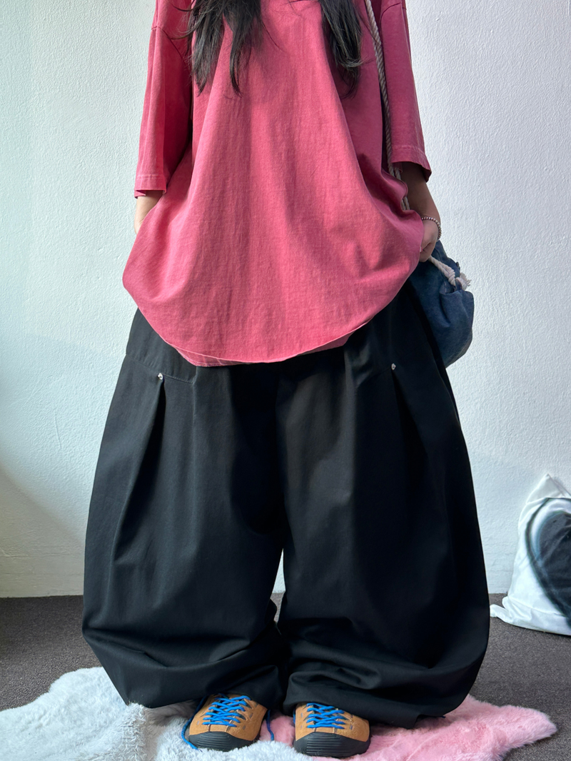 KOREAN/STRING 🩵 STUD RIVET POINT FRONT SLIT OVER HIP BALLOON WIDE LONG PANTS 🩶🖤🩵 - 3 COLORS