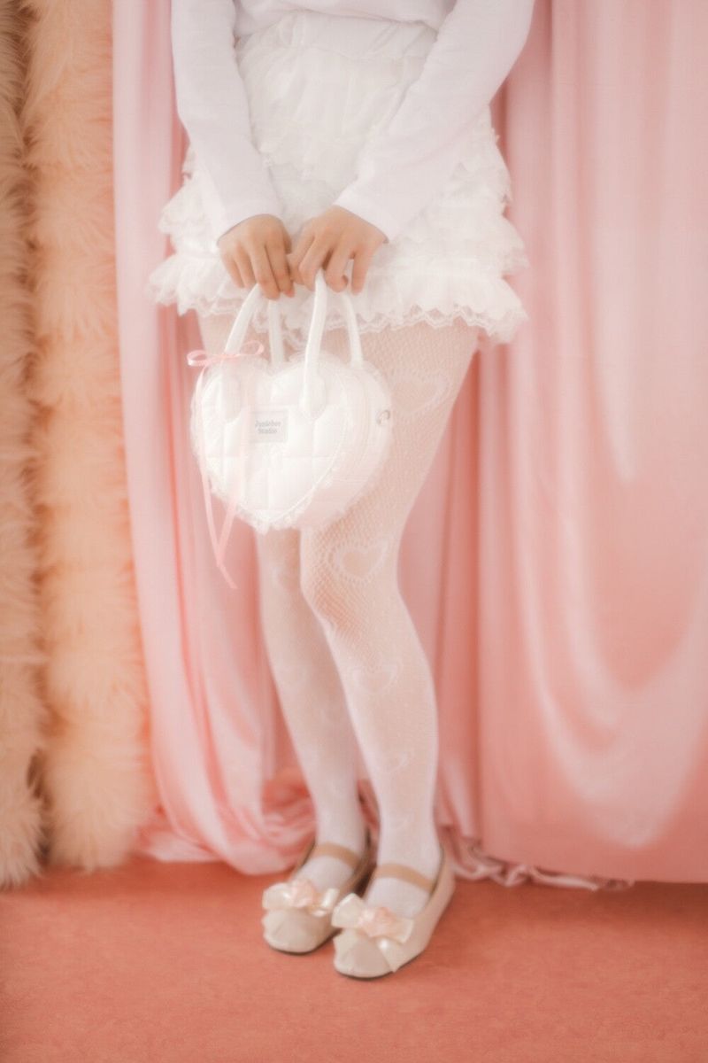Junie Lace Heart Bag ( Ivory )