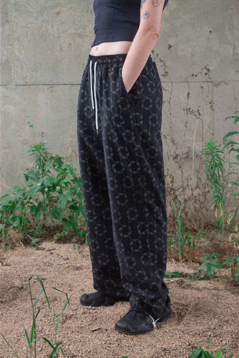 yee（ワイイイ）の「サイクルパターンバンディングパンツ（パンツ）」
