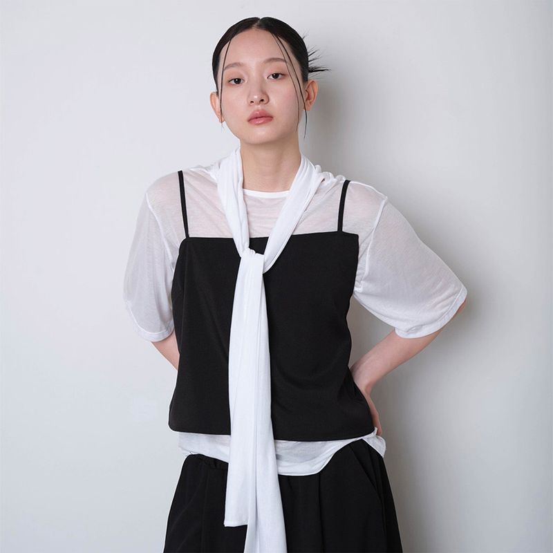 Loventina（ラヴェンティナ）の「Oblique Neck Sleeveless_Black（Tops）」