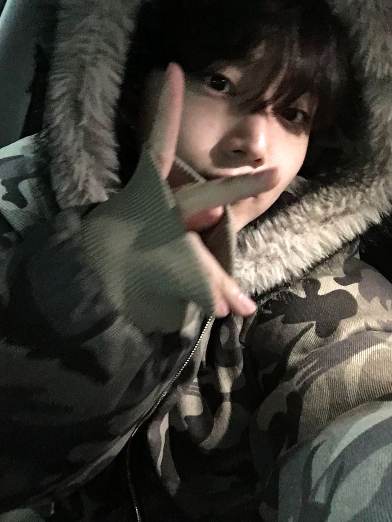 Jean Camo Raccoon Crop Puffer Jacket