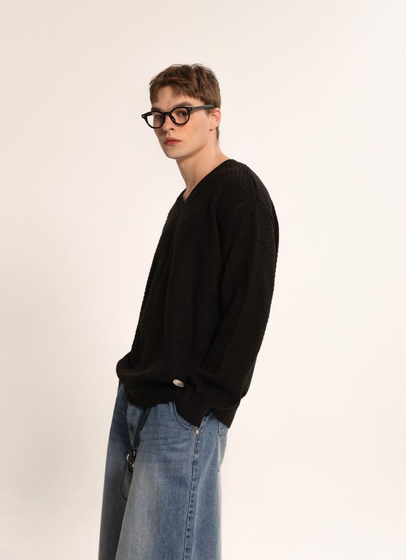 Retro Pattern V-Neck Knitwear - Black