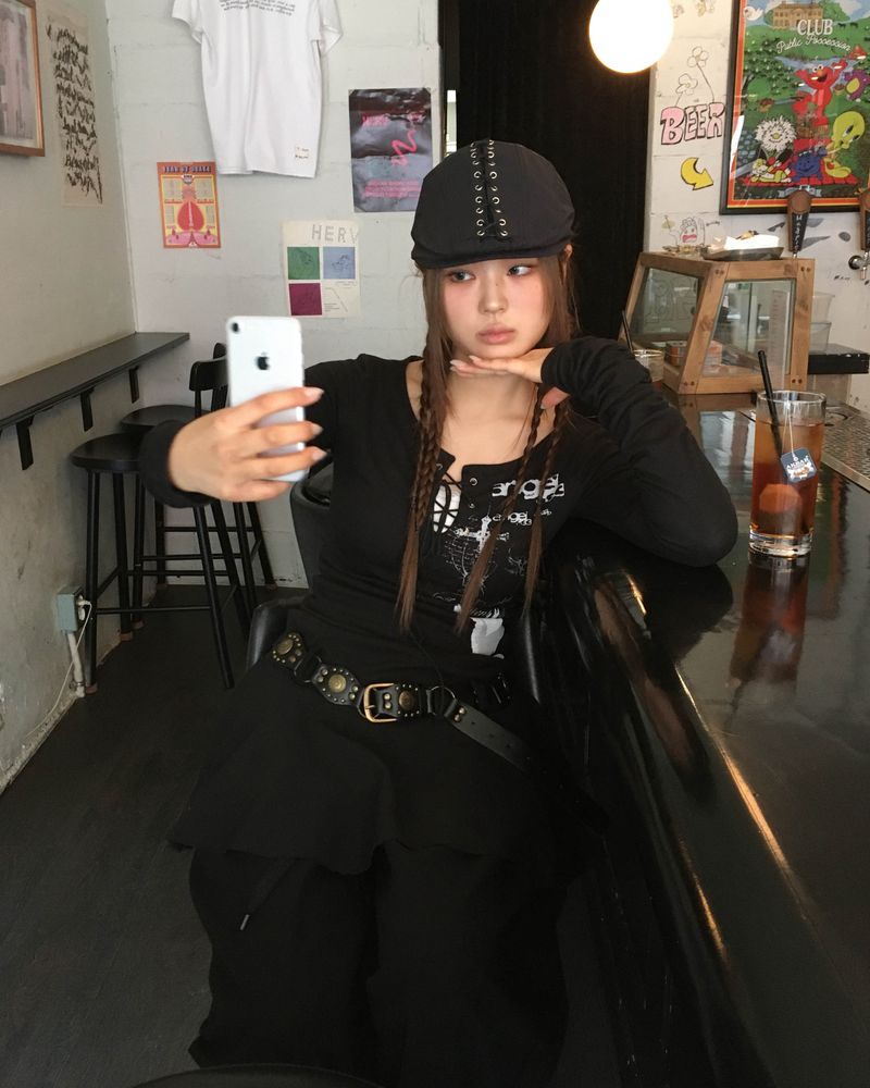 Strap hunting cap