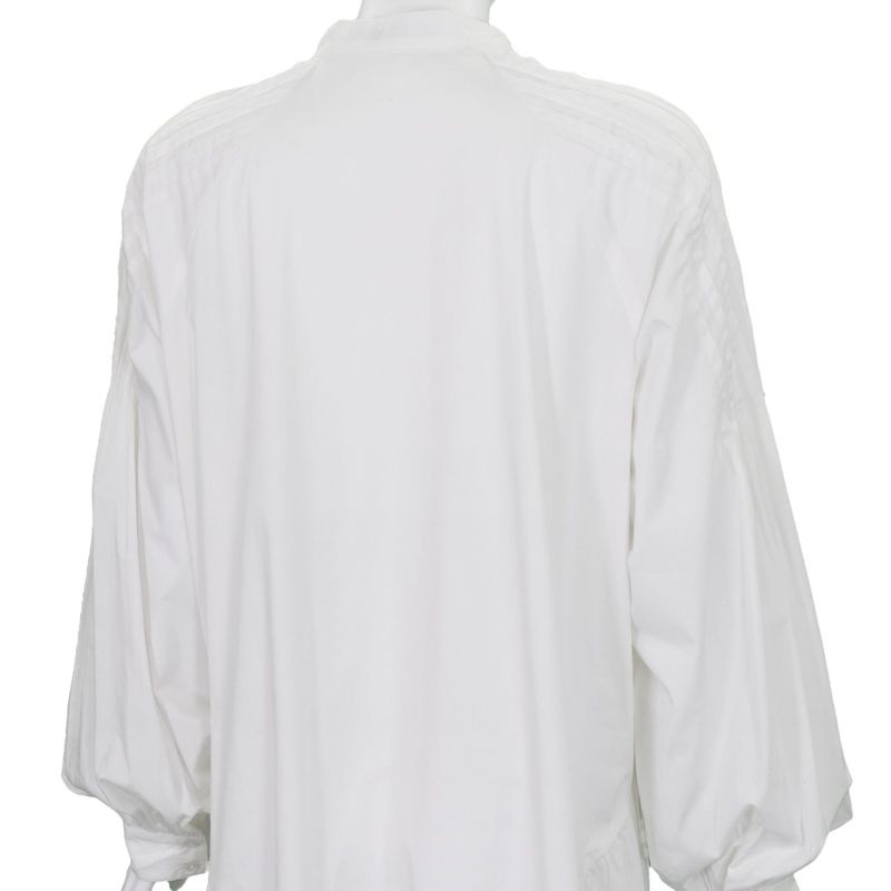 Volume tiered one piece