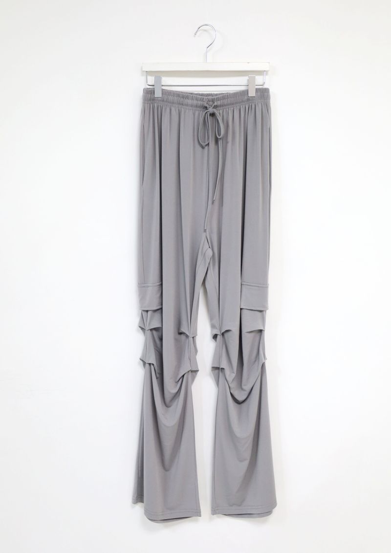 bottom shirring jogger pants