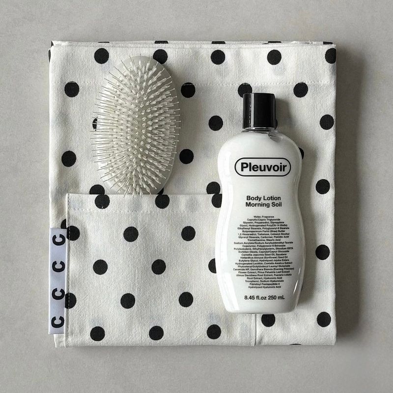 dot half-pocket apron