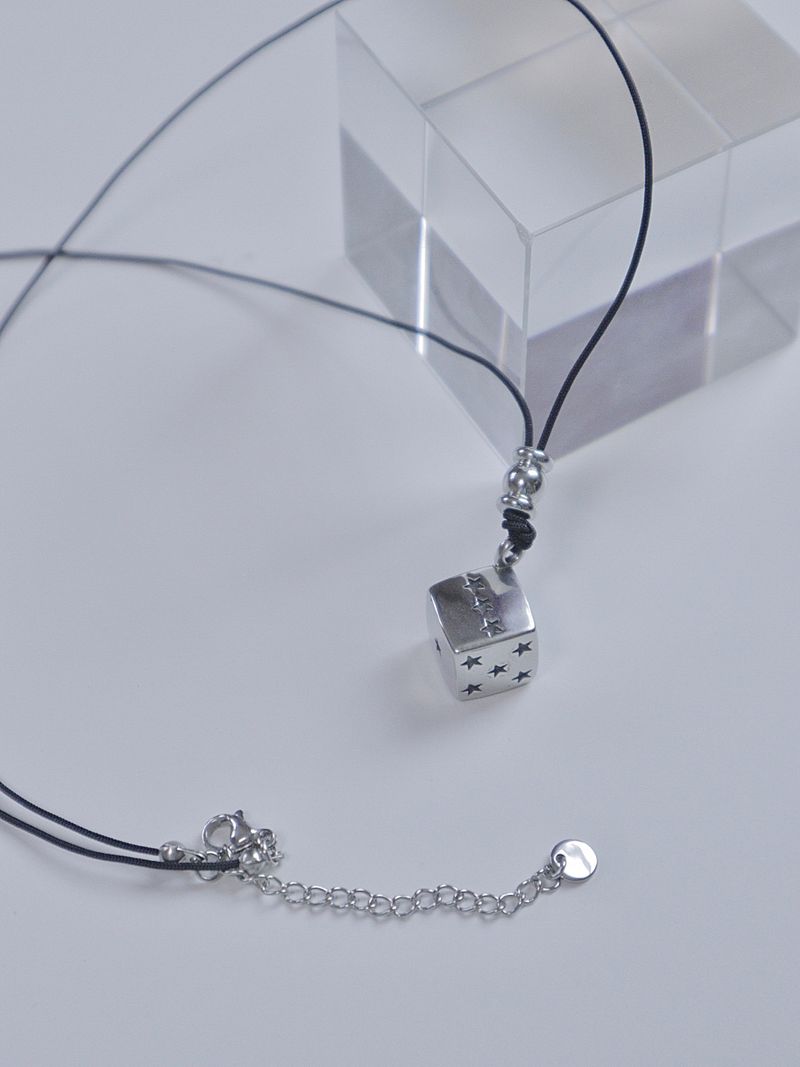 star dice candy necklace