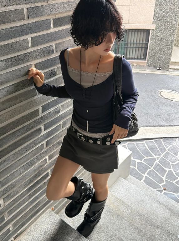テック ダイアゴナル スリム ジップアップ
