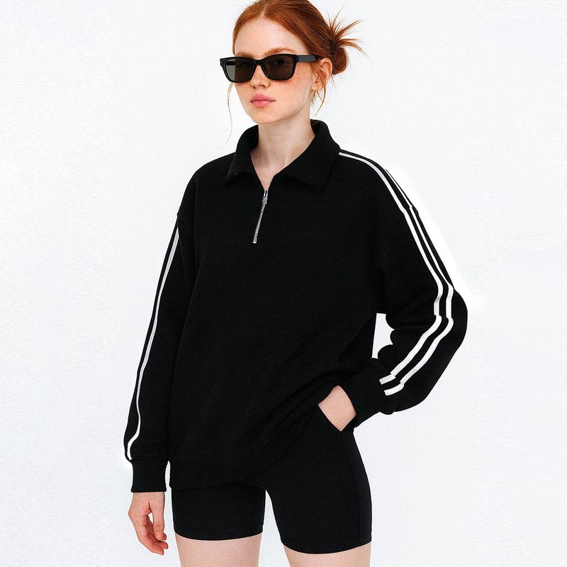 RANDOMOFF（ランダムオフ）の「[Unisex] SPORTY TRACK HALF ZIP OVER FIT SWEATSHIRT (2color)（Tops）」