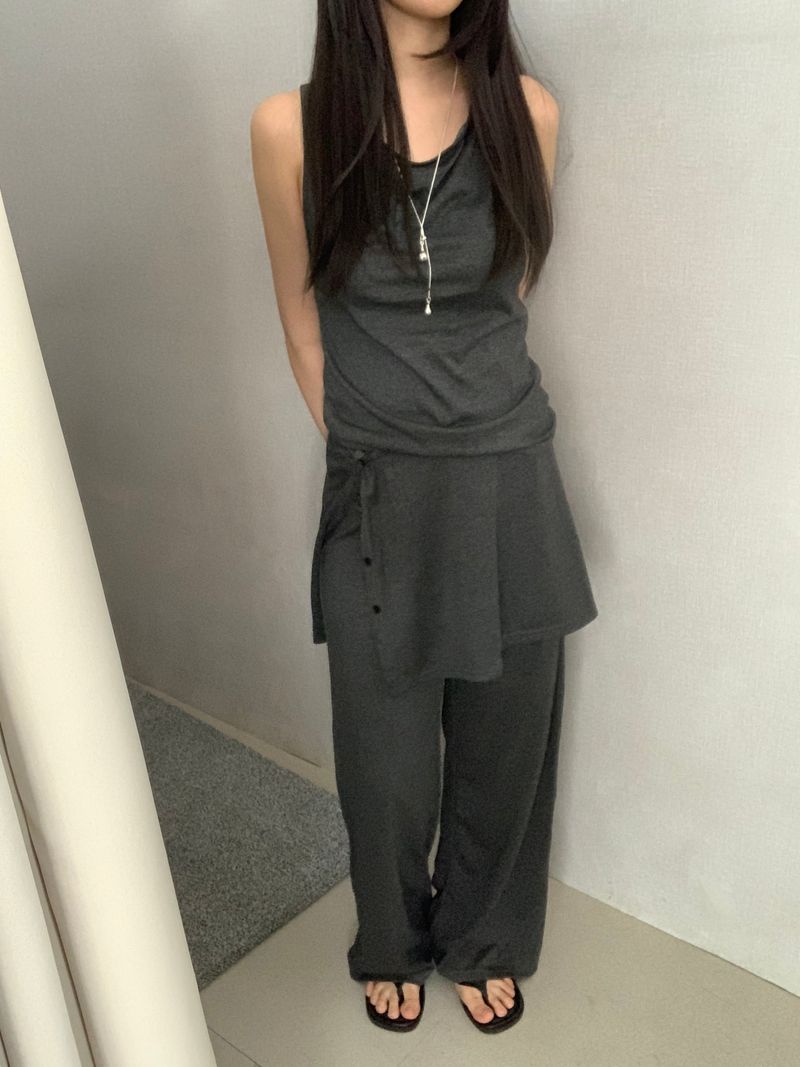 [set] Willow Drape Sleeveless Top &   Elastic-Waist Skirt-Pants Set