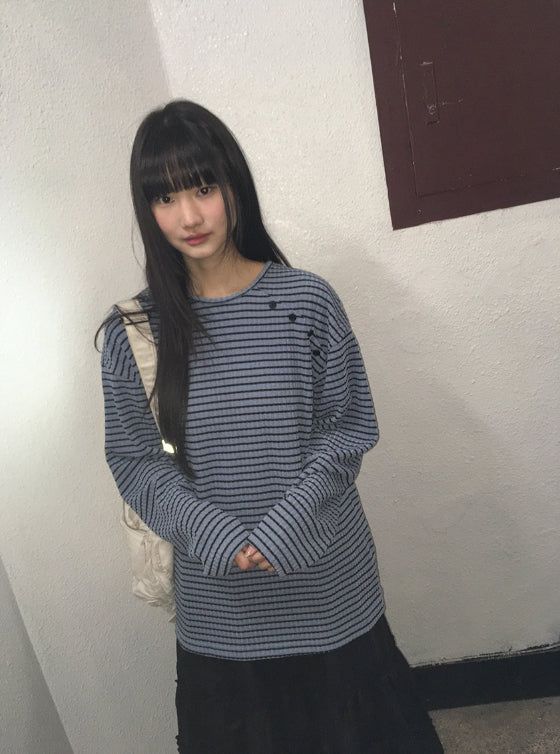 BAON（バオン）の「Bea Diagonal Henley Neck Stripe Long Sleeve Tee（Tops）」