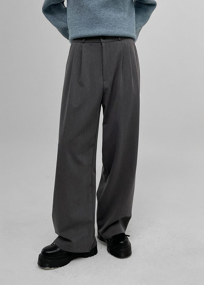 [MADE] Baella Two-Tuck Slacks