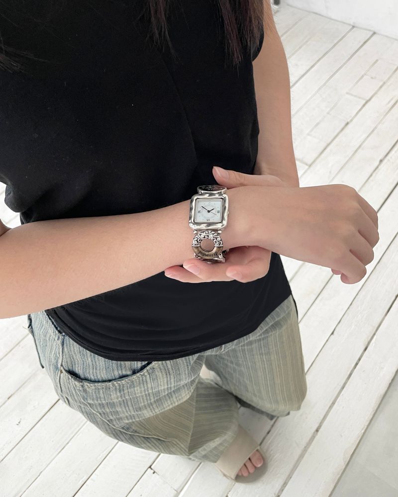 Ornament Dounut Frame Watch