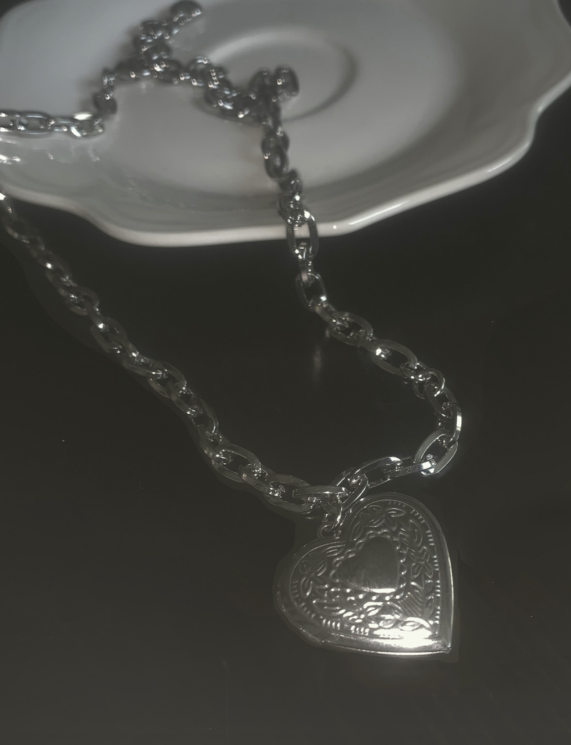 suzen（スゼン）の「[only suzen] Briden Heart Chain Necklace（Accessories）」