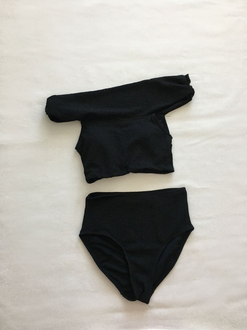 Cuff off-shoulder bikini (one color)