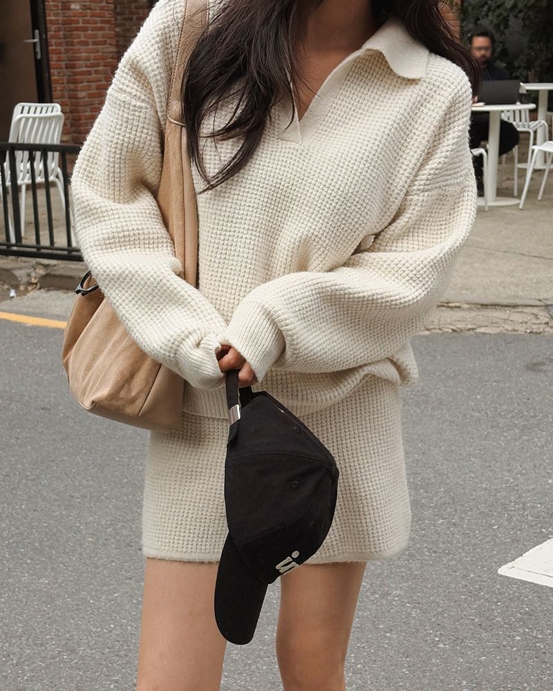 Niyou V-neck knitwear & short pants set
