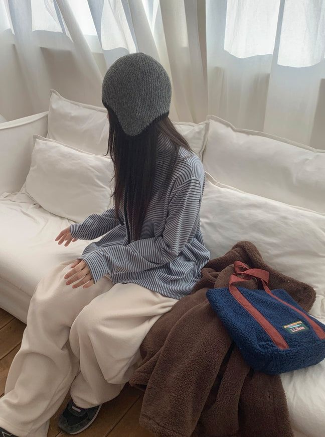 Kitto Wool Color Matching Earflap Knit Beanie