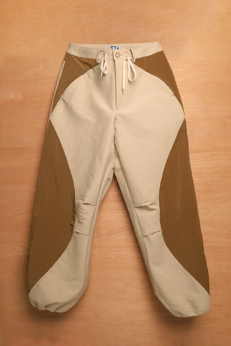 ASYMMETRIC WAVE PANTS-BROWN ECRU