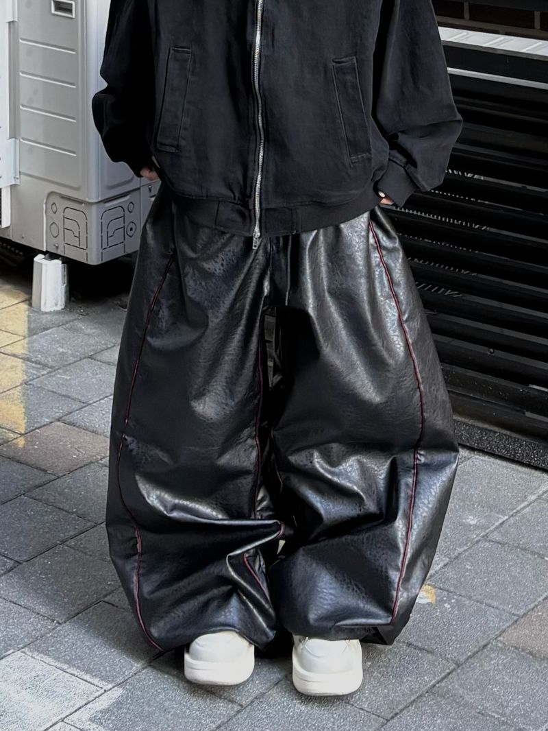 PEARCLAN（ペアクラン）の「バーガンディパイピング レザー バルーンパンツ（パンツ）」