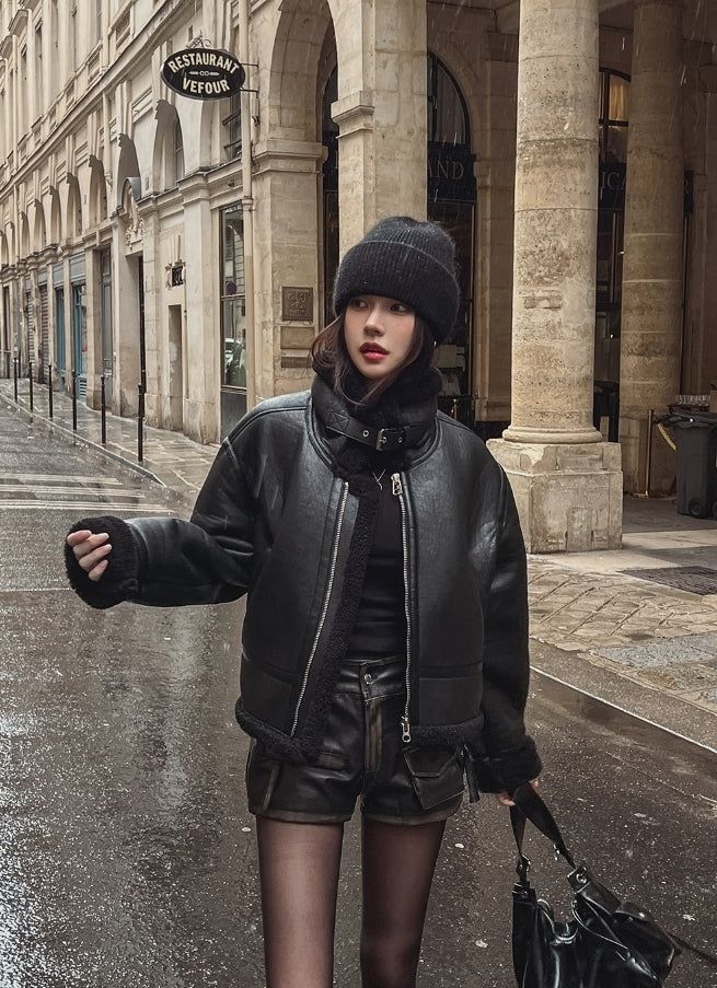 ULAN(ユレン)の「Snug High Neck Cropped Mustang(Jackets/Outerwear)」