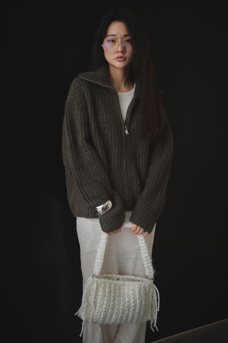 WOOLLY BAG_white
