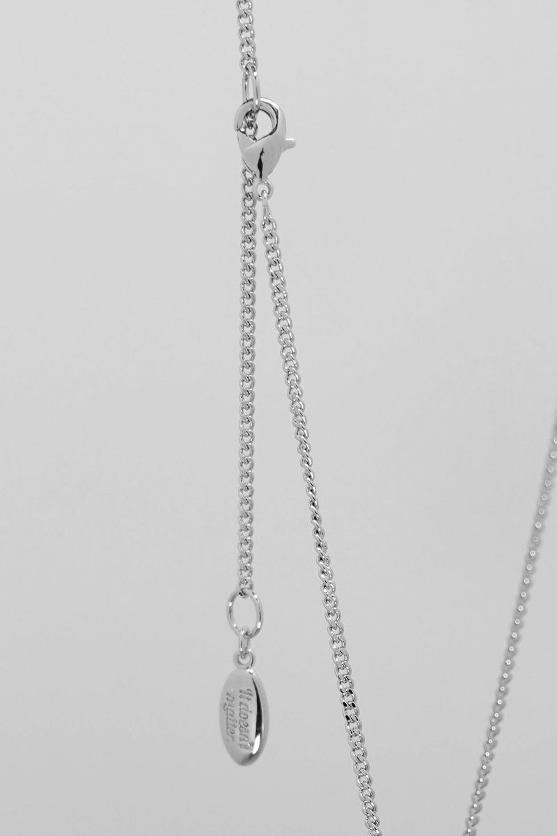 Flat heart symbol necklace