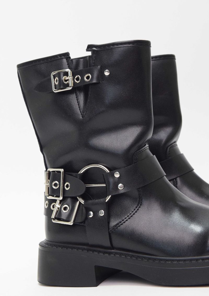 chain mid-calf boots