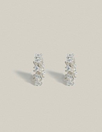 partez(パルテ)の「Flowery Wave White Stone Post Silver(Accessories)」