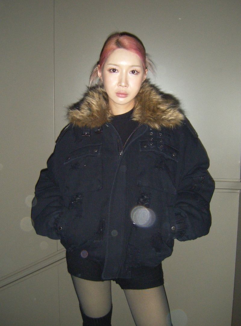 RACCOON PUFFER JACKET-BLACK