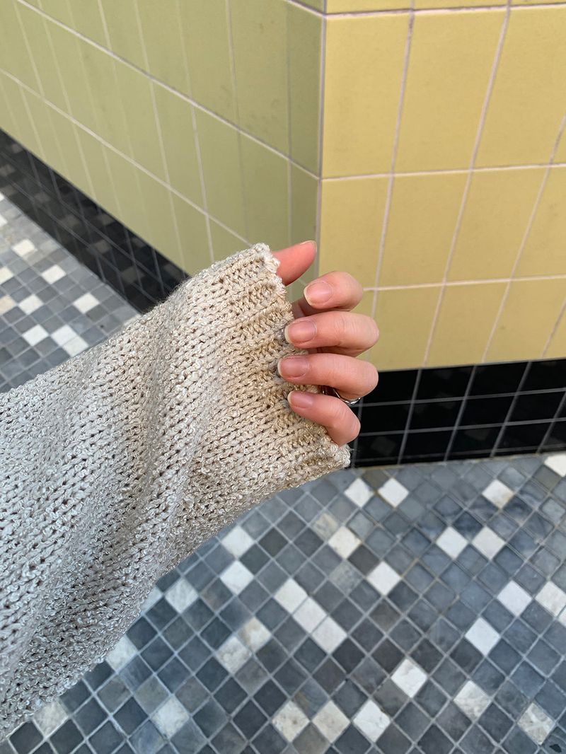 [MADE] Rieze Deep V Knit