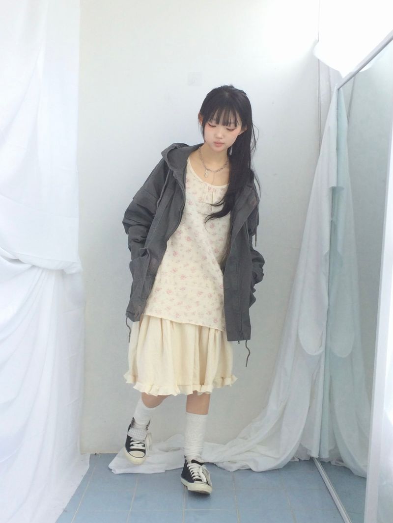 Pocket button puff blouse
