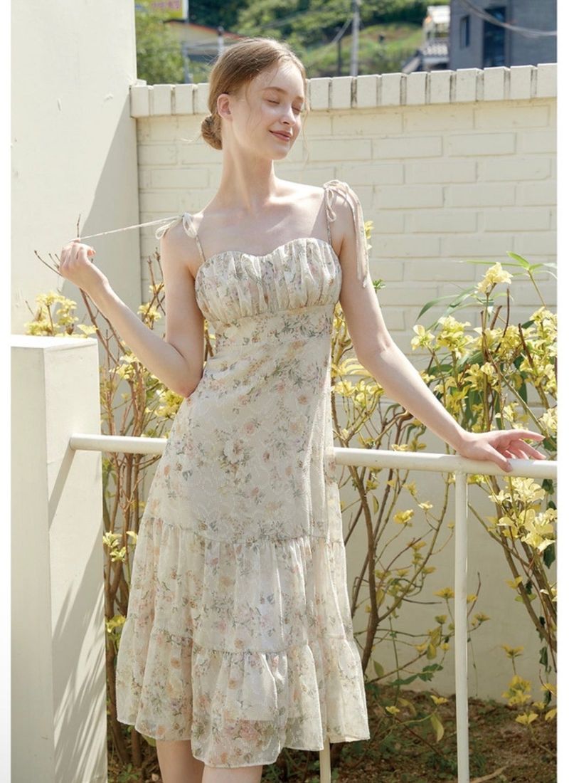 VALLO DE NERA(ベロディネラ)の「Daphne flower dress Ivory(Dresses)」