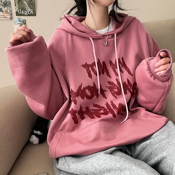 hijjoo（ハイチュー）の「Vaj Lettering Over Hoodie（Tops）」