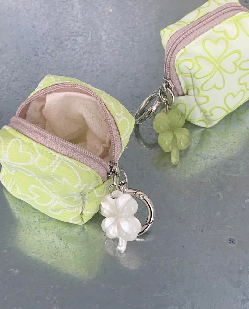 Lucky Pouch Keyring (2 colors)