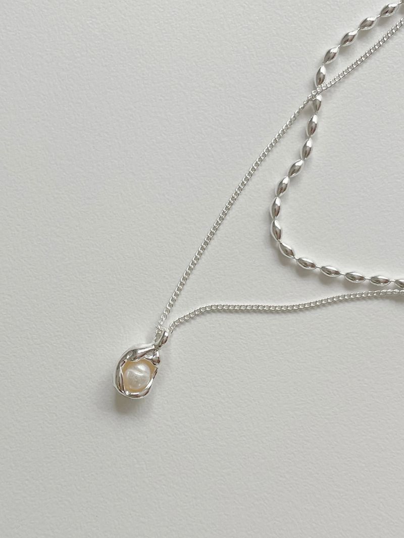 Pearl Shell Layered Necklace